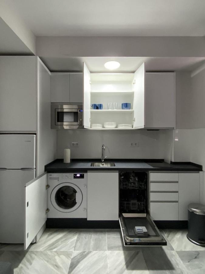 Quattro Triana En Salado Apartment Севиля Екстериор снимка
