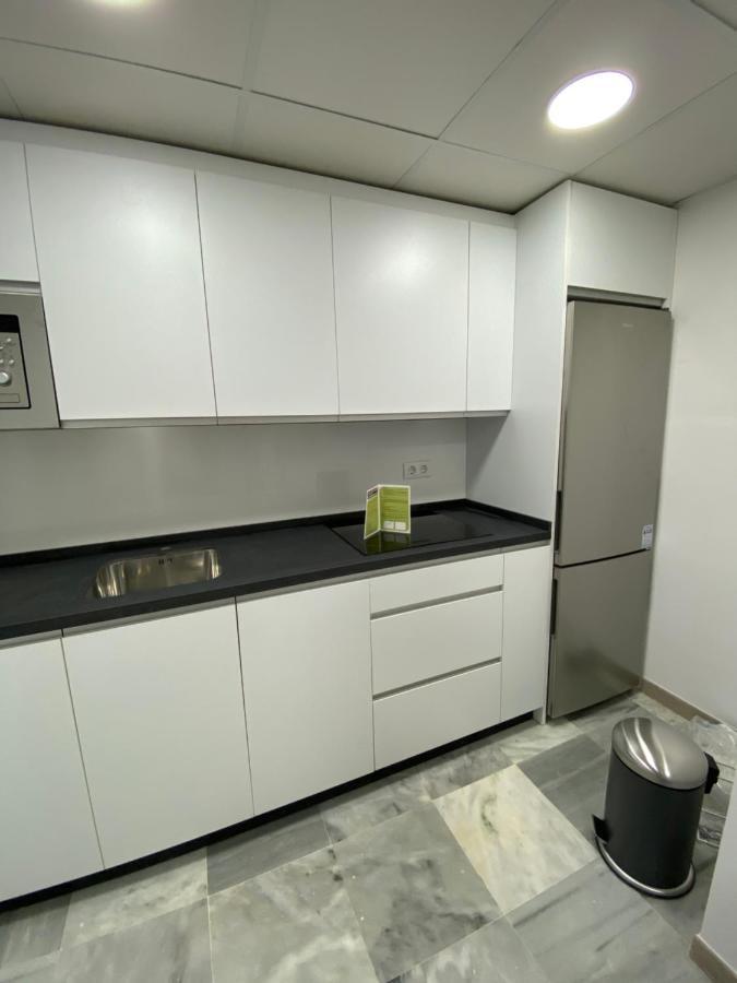 Quattro Triana En Salado Apartment Севиля Екстериор снимка