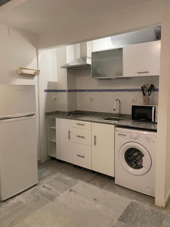 Quattro Triana En Salado Apartment Севиля Екстериор снимка